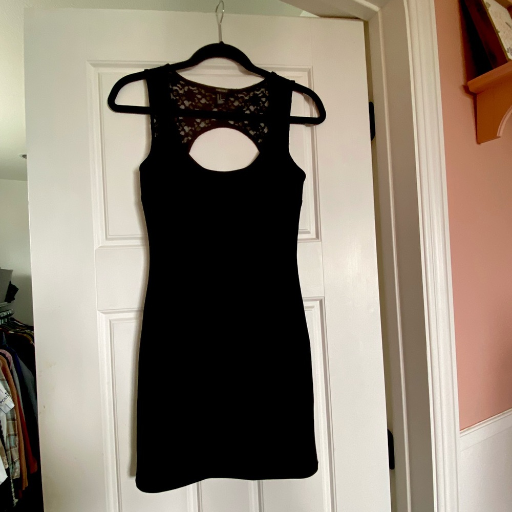 black mini dress forever 21